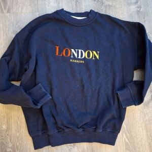 Navy blue vintage Harrods crewneck sweatshirt size medium London